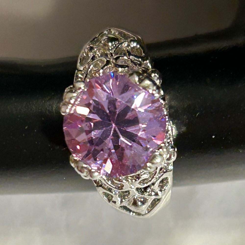Dazzling Purple Gemstone Women's Ring  Size 7